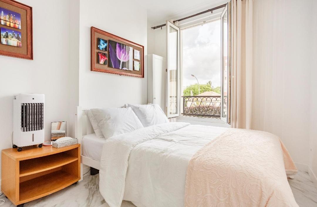 Paris Tourist Apartment, France Stains Exterior photo